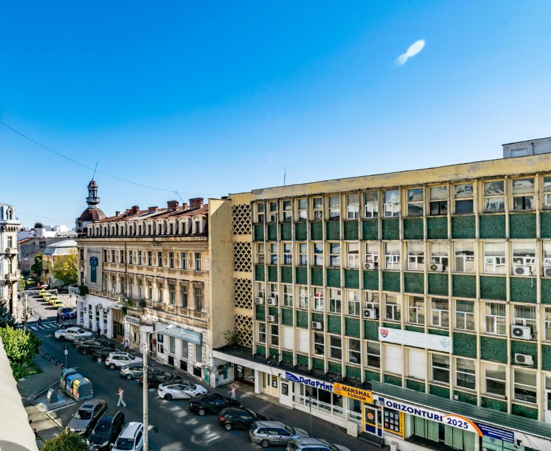 クラヨーヴァApartament Centru - Cecアパートメント エクステリア 写真